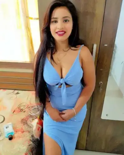 Ratia Escorts